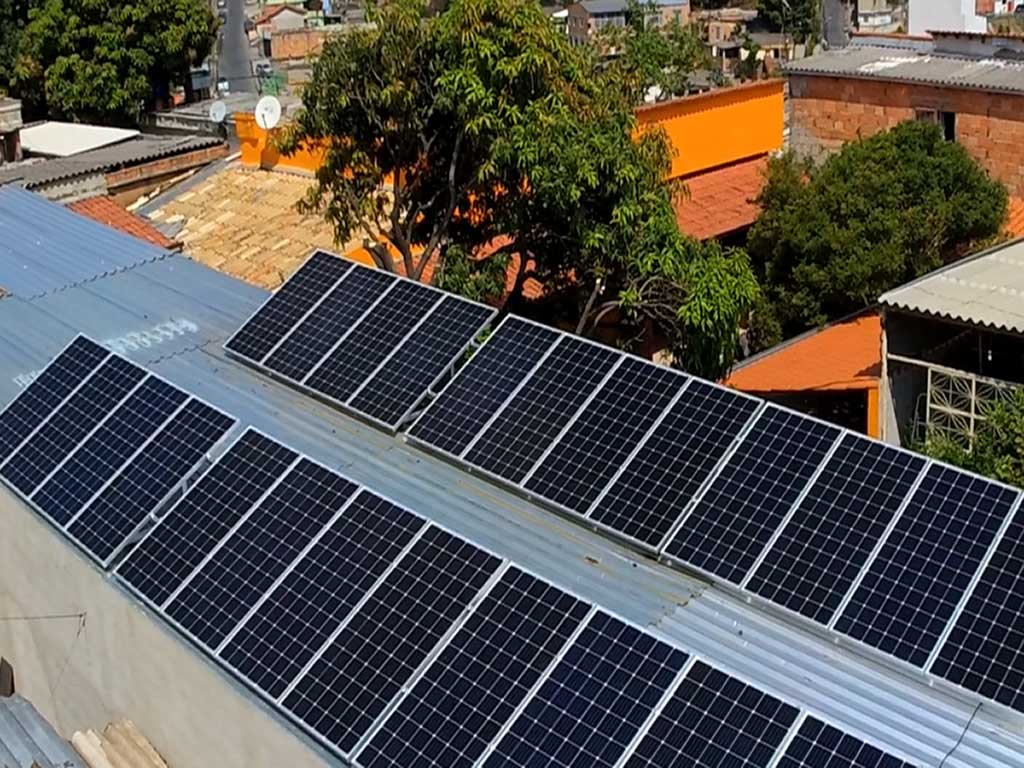 fornecimento e instalacao de palacas de energia