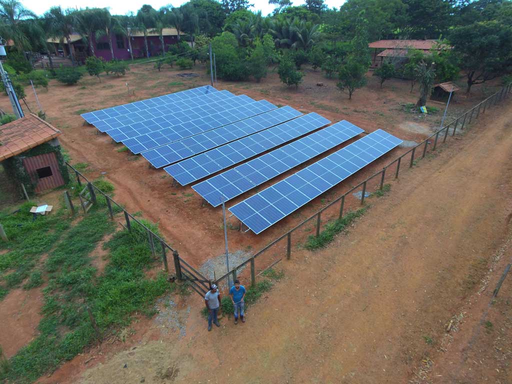 reducao-na-conta-de-luz-com-instalacao-de-placas-de-energia-solar